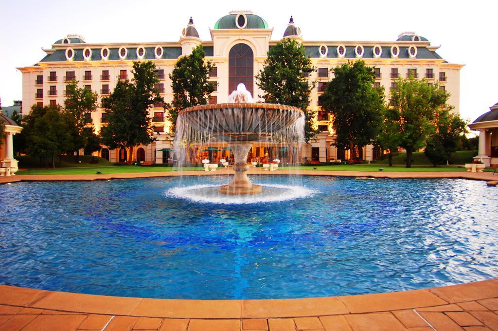 Peermont D'Oreale Grande At Emperors Palace Kempton Park Dış mekan fotoğraf