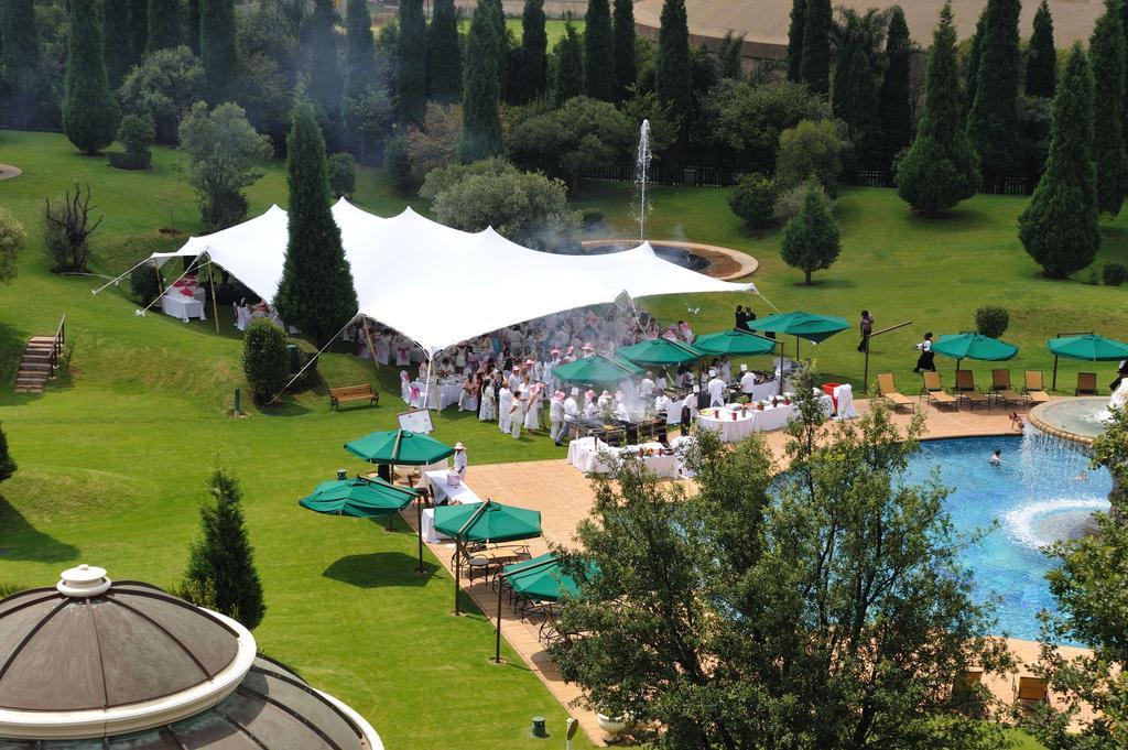 Peermont D'Oreale Grande At Emperors Palace Kempton Park Dış mekan fotoğraf
