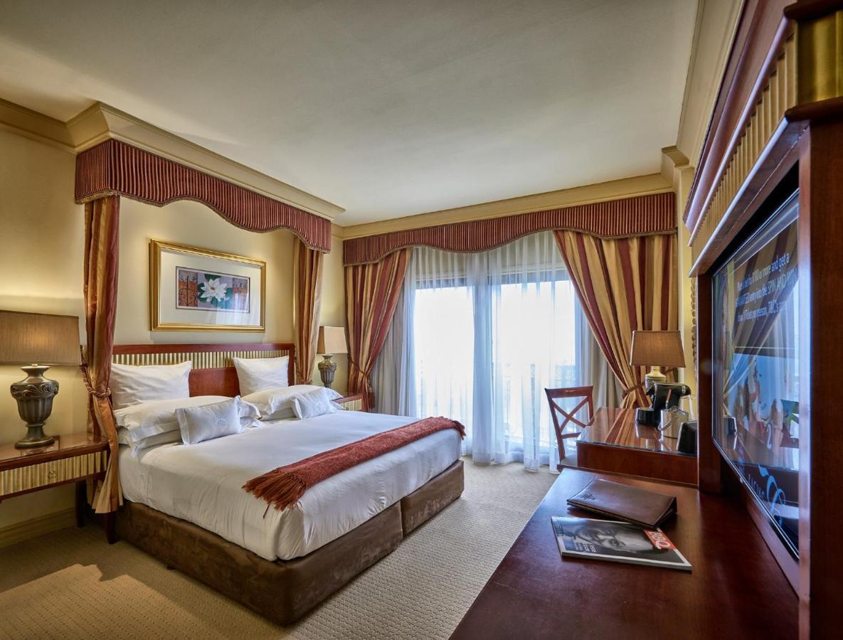 Peermont D'Oreale Grande At Emperors Palace Kempton Park Dış mekan fotoğraf