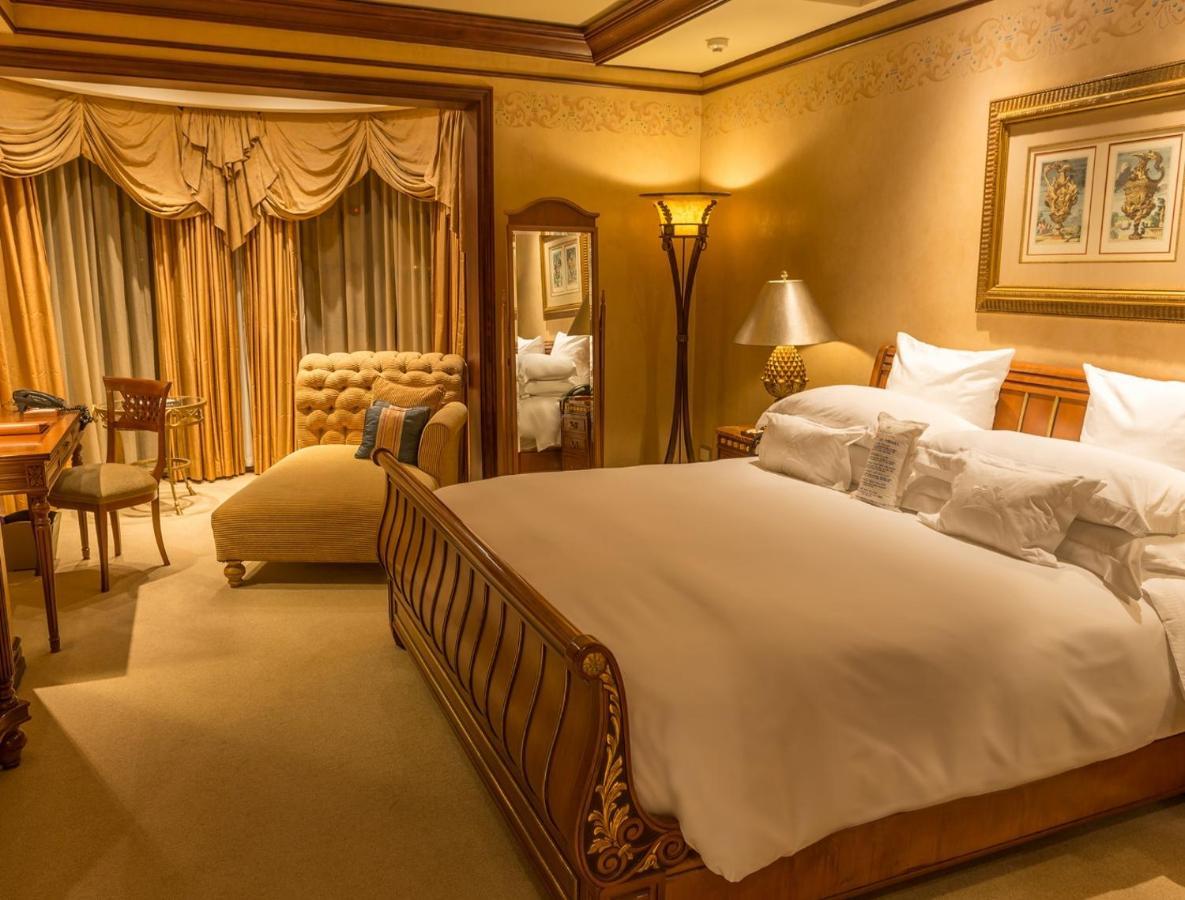Peermont D'Oreale Grande At Emperors Palace Kempton Park Dış mekan fotoğraf
